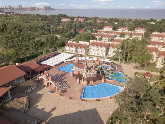 Отель Alean Family Doville, Анапа