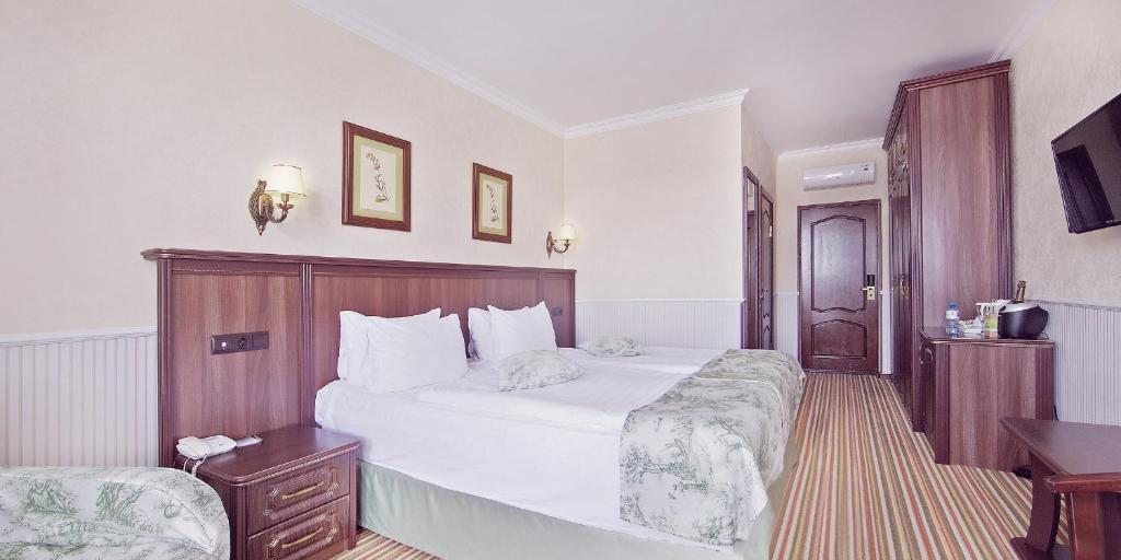 Двухместный (Стандартный двухместный номер с 1 кроватью) отеля Alean Family Resort & SPA Doville 5* Ultra All Inclusive, Анапа