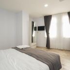 Апартаменты (Апартаменты с 1 спальней), Element Residence