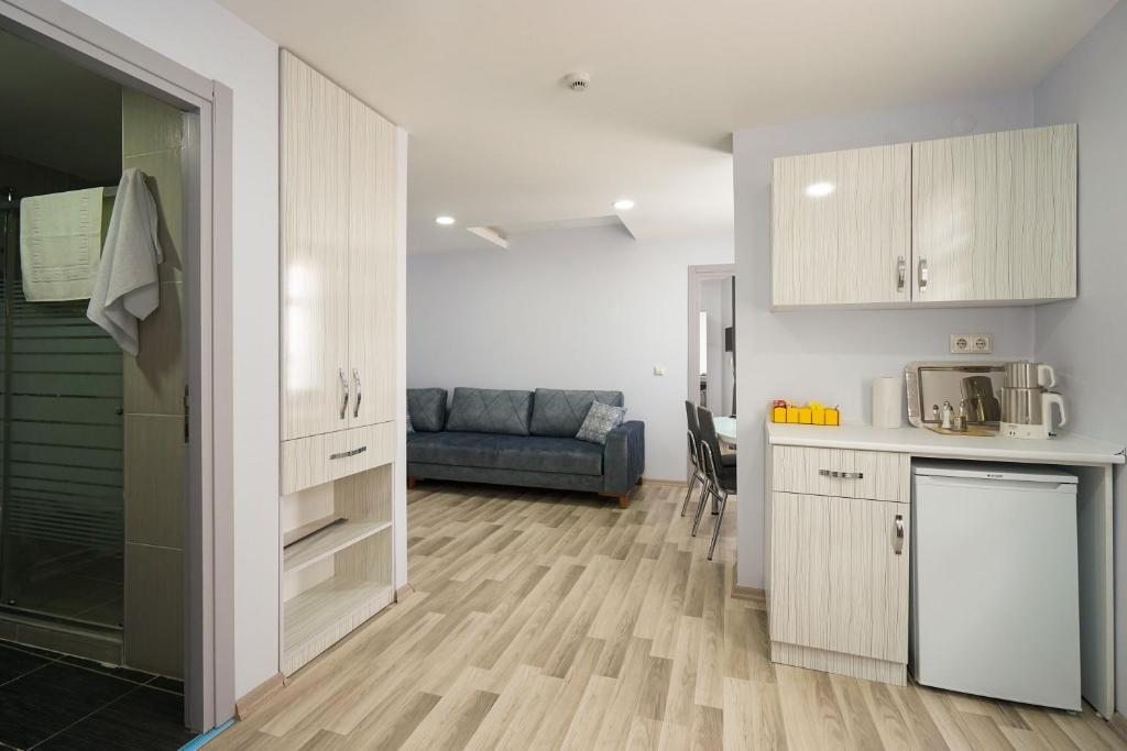Апартаменты (Апартаменты с 1 спальней), Element Residence