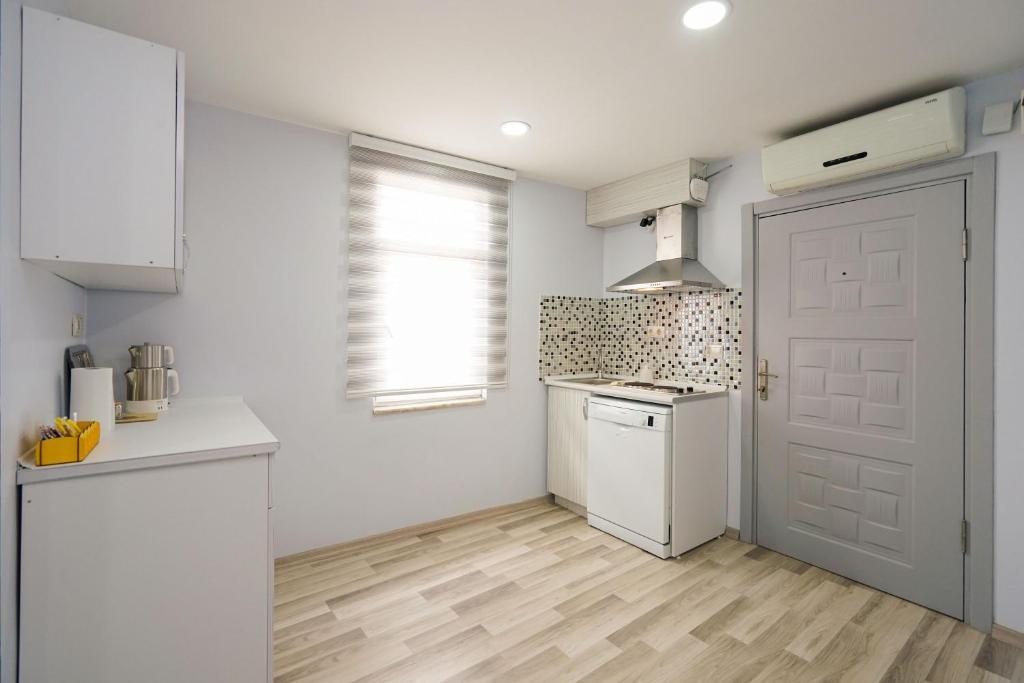 Апартаменты (Апартаменты с 1 спальней), Element Residence