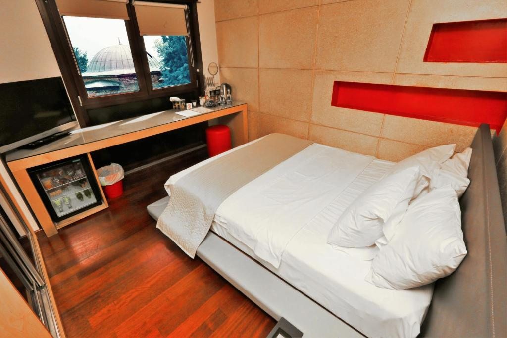 Двухместный (Стандартный двухместный номер с 1 кроватью и видом на море) отеля Eternity Hotel, Стамбул