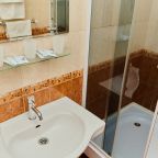 Семейный (Четырехместный номер), Отель Лотос