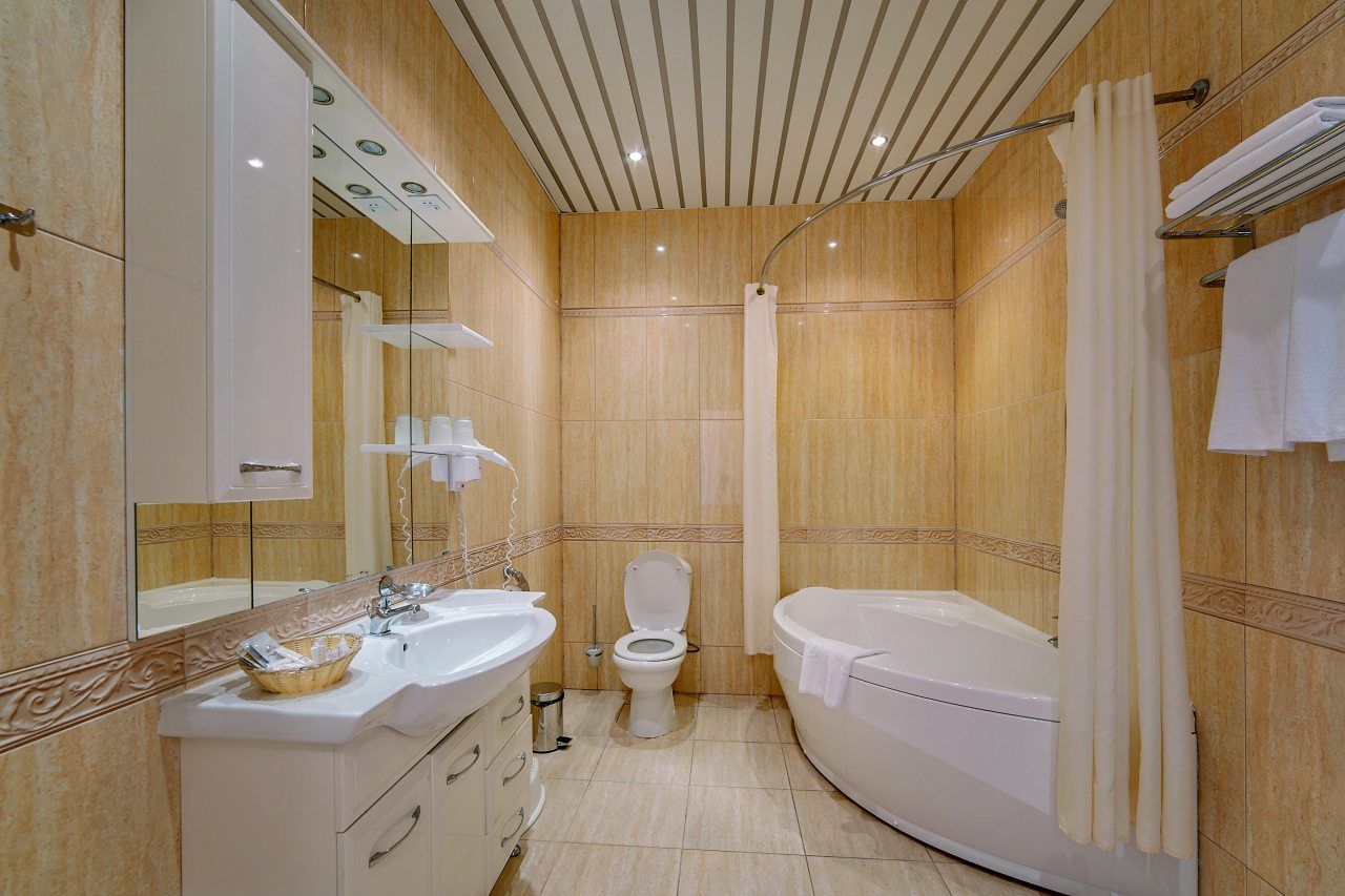 Одноэтажный коттедж с мангальной зоной на террасе