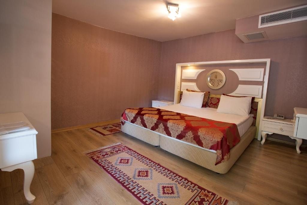 Двухместный (Двухместный номер эконом-класса с 1 кроватью) отеля Hotel Queens Land, Стамбул
