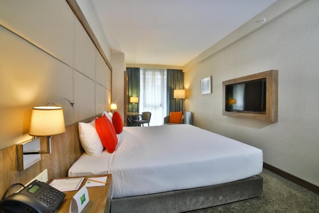 Двухместный (Улучшенный двухместный номер с 2 отдельными кроватями) отеля ibis Styles Istanbul Bomonti, Стамбул
