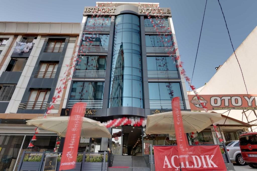 Двухместный (Номер с кроватью размера «queen-size» и балконом) отеля istport hotel, Стамбул