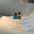 Двухместный (Двухместный номер с 1 кроватью и собственной ванной комнатой — Цокольный этаж), Kalkedon Hostel