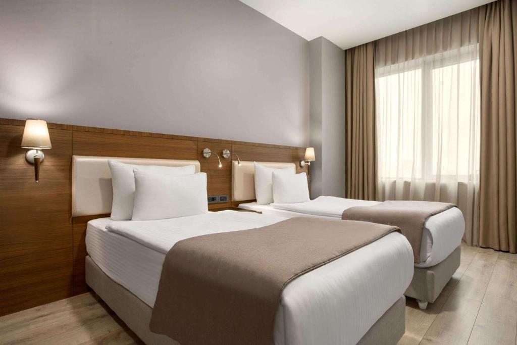 Двухместный (Представительский двухместный номер с 2 отдельными кроватями) отеля La Quinta by Wyndham Istanbul Gunesli, Стамбул