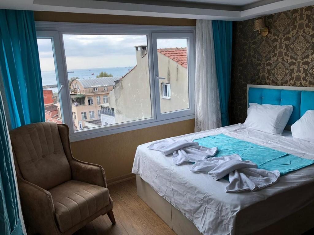 Двухместный (Номер с кроватью размера «king-size» и видом на море) отеля Ora Bella Hotel, Стамбул