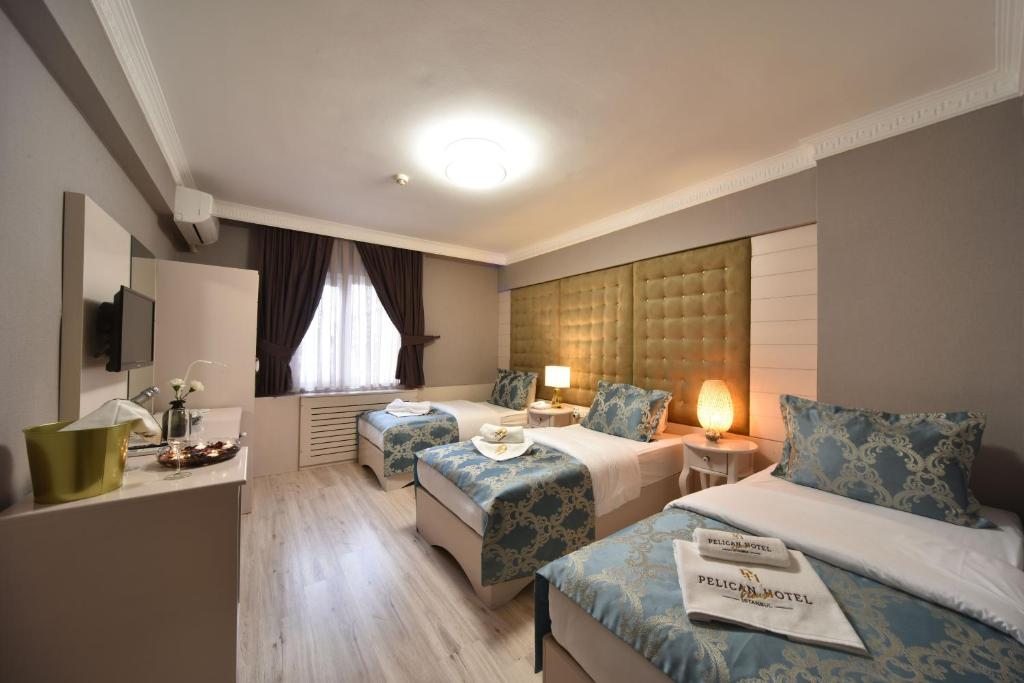Трехместный (Трехместный номер с основными удобствами) отеля Pelican House Hotel, Стамбул
