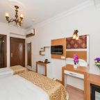 Двухместный (Двухместный номер с 2 отдельными кроватями), Raimond Hotel