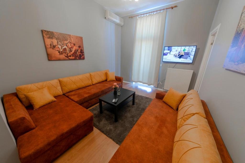 Сьюит (Люкс с 2 спальнями) отеля ROYAL TAKSIM SUITES, Стамбул