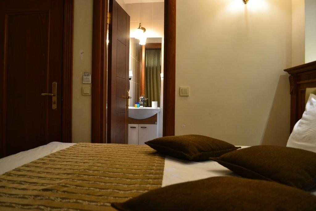 Двухместный (Бюджетный двухместный номер с 1 кроватью) отеля Seven Days Hotel - İstanbul, Стамбул