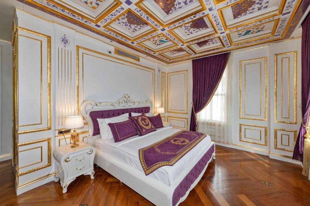 Двухместный (Номер Mansion, вид на море, бесплатное ежедневное посещение спа-центра продолжительностью 30 минут) отеля Seven Hills Palace & Spa, Стамбул