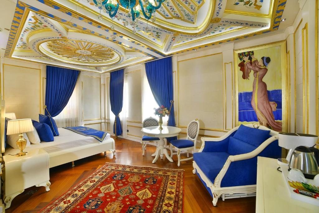 Двухместный (Номер Mansion Premium, бесплатное ежедневное посещение спа-центра продолжительностью 30 минут) отеля Seven Hills Palace & Spa, Стамбул
