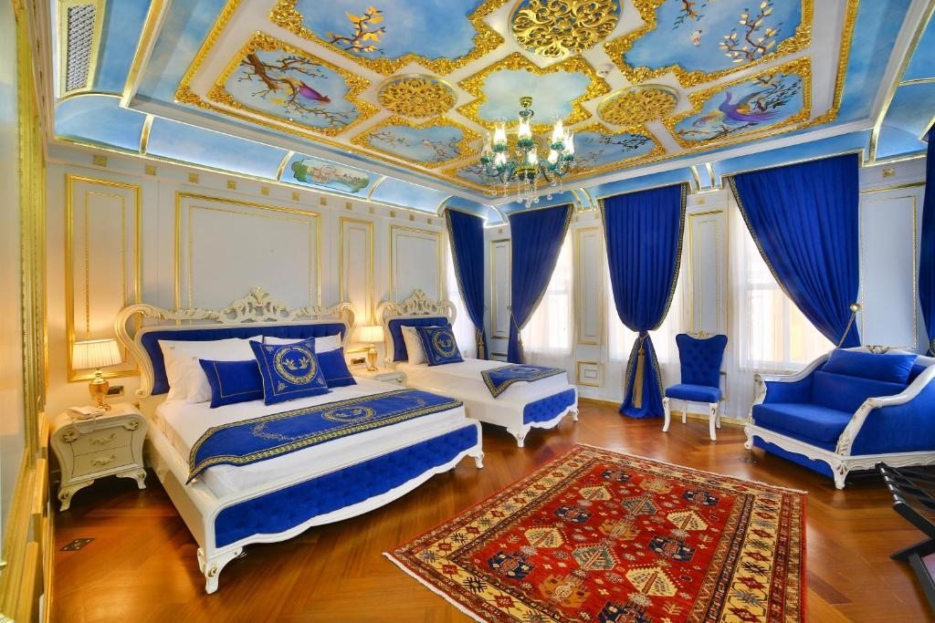Семейный (Трехместный номер Mansion, бесплатное ежедневное посещение спа-центра продолжительностью 30 минут) отеля Seven Hills Palace & Spa, Стамбул