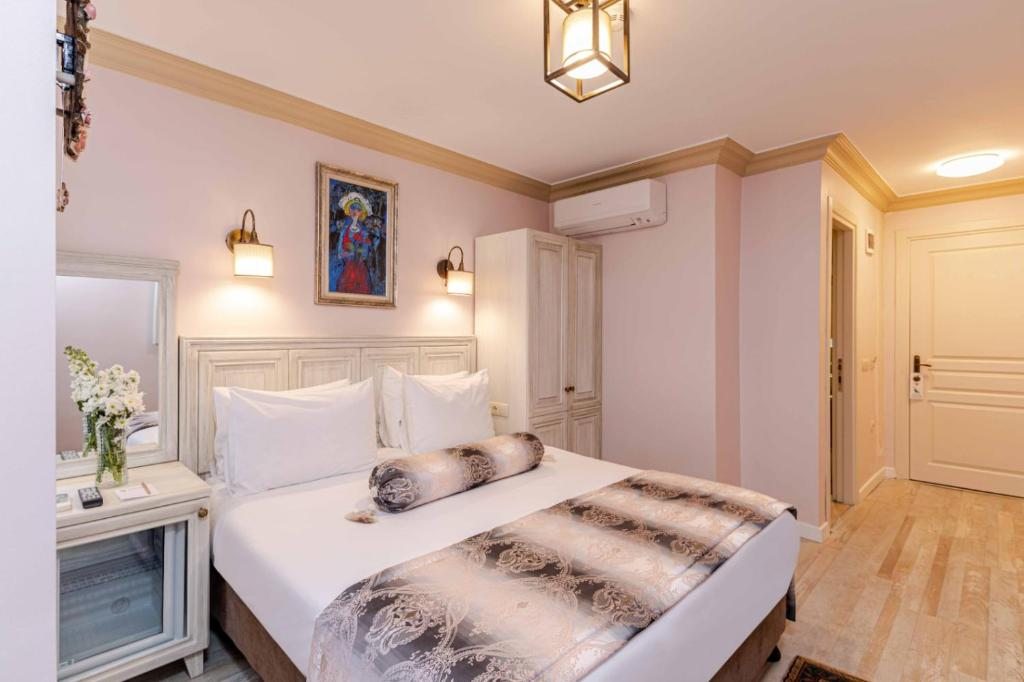 Двухместный (Двухместный номер Делюкс с 1 кроватью) хостела SiBeSa Hotel, Стамбул
