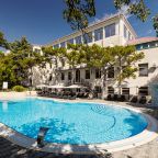 Открытый плавательный бассейн, Санаторий Сосновая роща