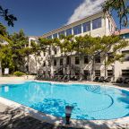 Открытый плавательный бассейн, Санаторий Сосновая роща