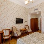 De Luxe (1), Санаторий Сосновая роща