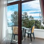 Сьюит (2), Санаторий Сосновая роща