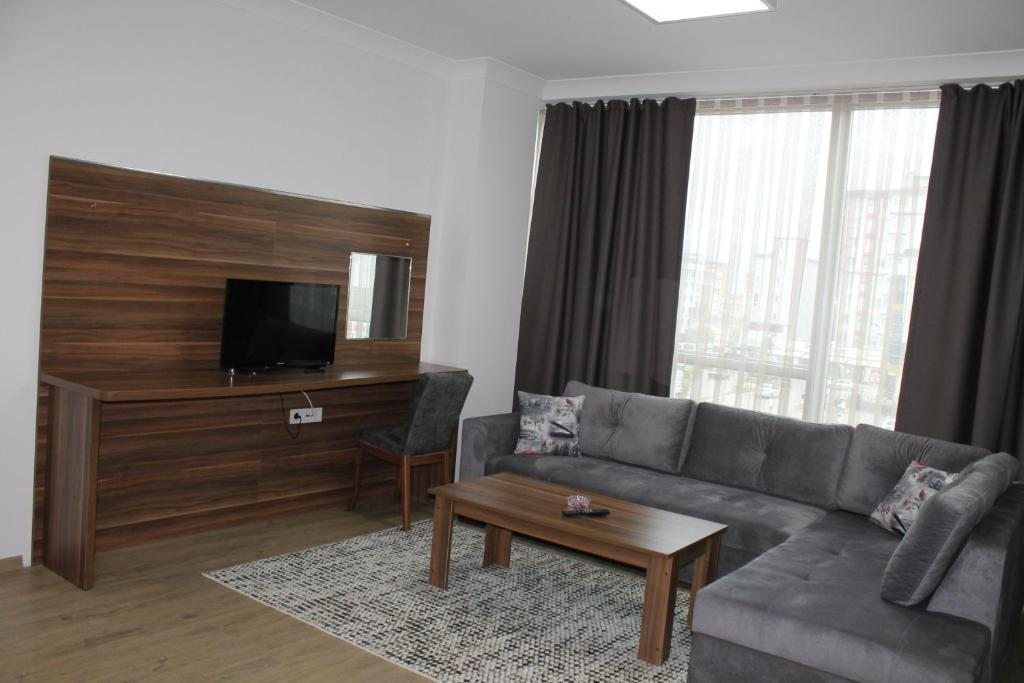 Сьюит (Стандартный двухместный люкс с 1 кроватью), Skyport Istanbul Hotel