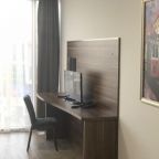 Сьюит (Стандартный двухместный люкс с 1 кроватью), Skyport Istanbul Hotel