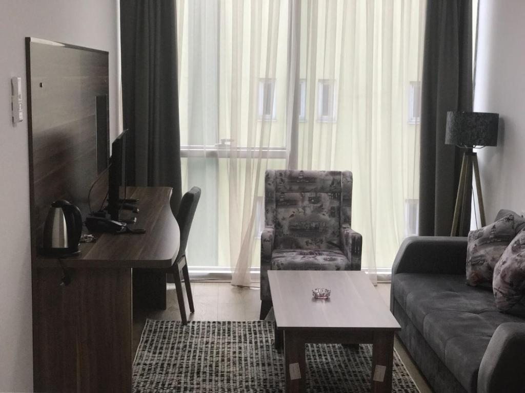 Сьюит (Стандартный двухместный люкс с 1 кроватью), Skyport Istanbul Hotel