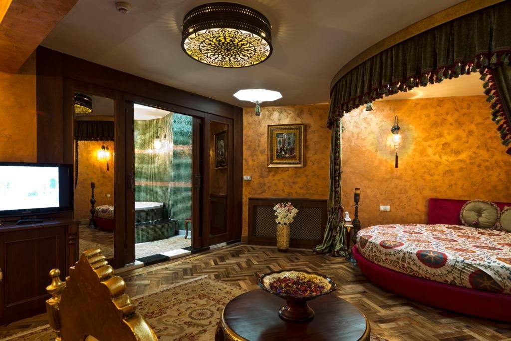 Сьюит (Суперлюкс с гидромассажной ванной) отеля Sokullu Pasa Hotel - Special Class, Стамбул
