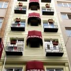 Студио (Улучшенный номер-студио (для 3 взрослых)), Taksim Istiklal Suites