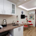 Студио (Улучшенный номер-студио (для 3 взрослых)), Taksim Istiklal Suites