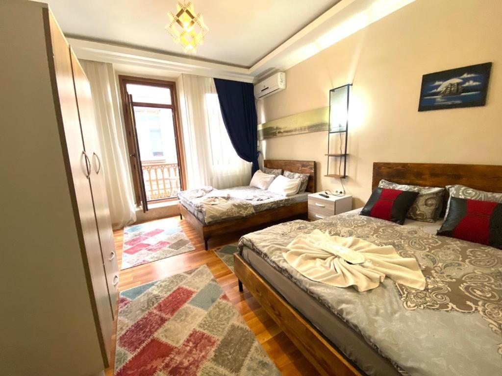 Четырехместный (Улучшенный четырехместный номер), Taksim Pandora residence