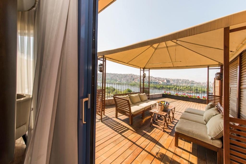 Семейный (Семейный номер с террасой и видом на море), Terrace Suites Istanbul