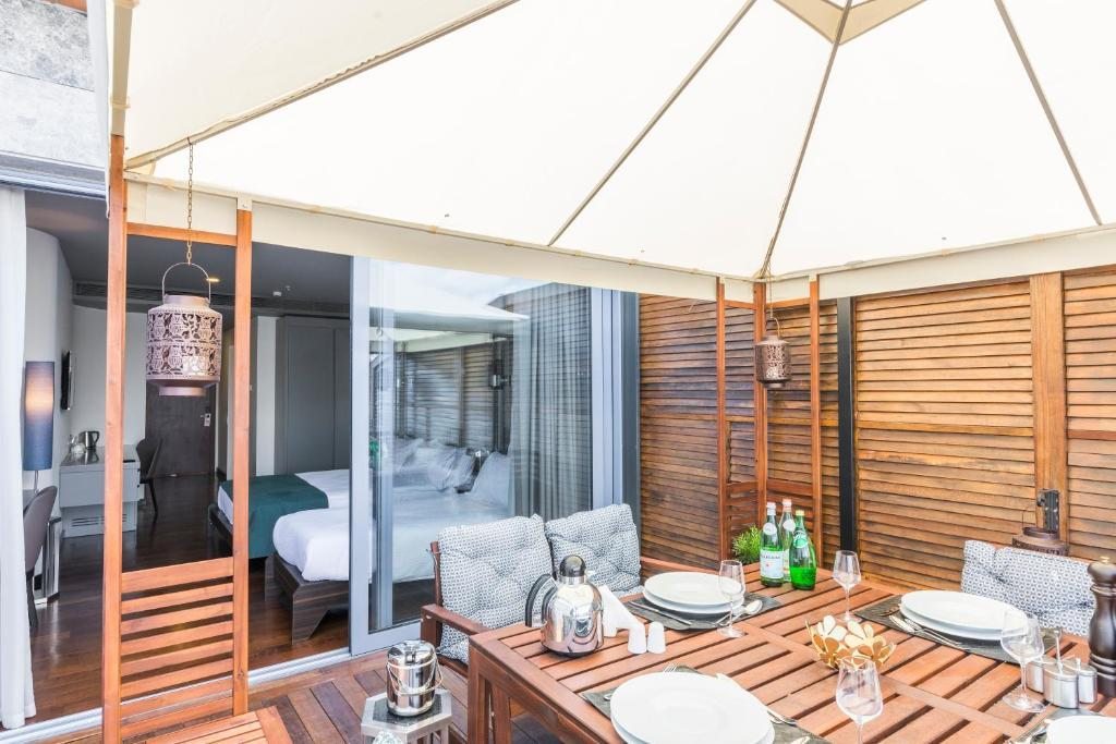 Семейный (Семейный номер с террасой и видом на море), Terrace Suites Istanbul