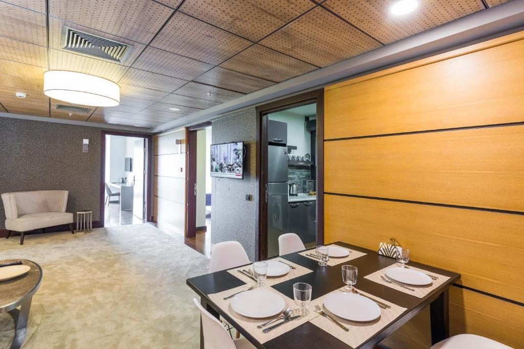 Апартаменты (Семейные апартаменты с 4 спальнями и кухней - 9 человек), Terrace Suites Istanbul