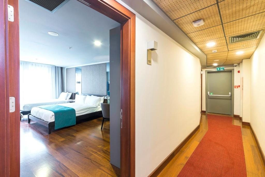 Апартаменты (Два смежных номера с кухней - 5 человек), Terrace Suites Istanbul
