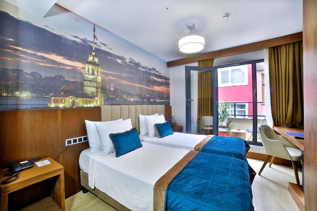 Двухместный (Номер с кроватью размера «queen-size» и балконом), THE TANGO HOTEL TAKSİM