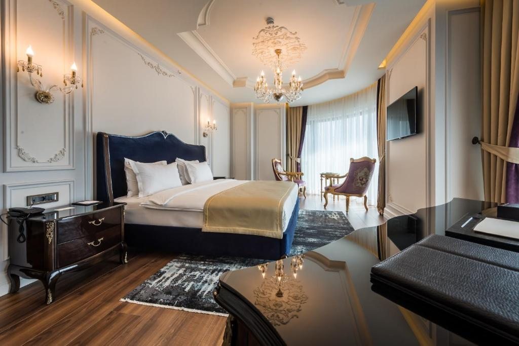 Двухместный (Угловой люкс с бесплатным доступом в спа-центр) отеля The Time Hotel Marina, Стамбул