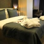 Трехместный (Номер «Фитнес» с кроватью размера «king-size» - Для некурящих), Tryp By Wyndham Istanbul Sancaktepe