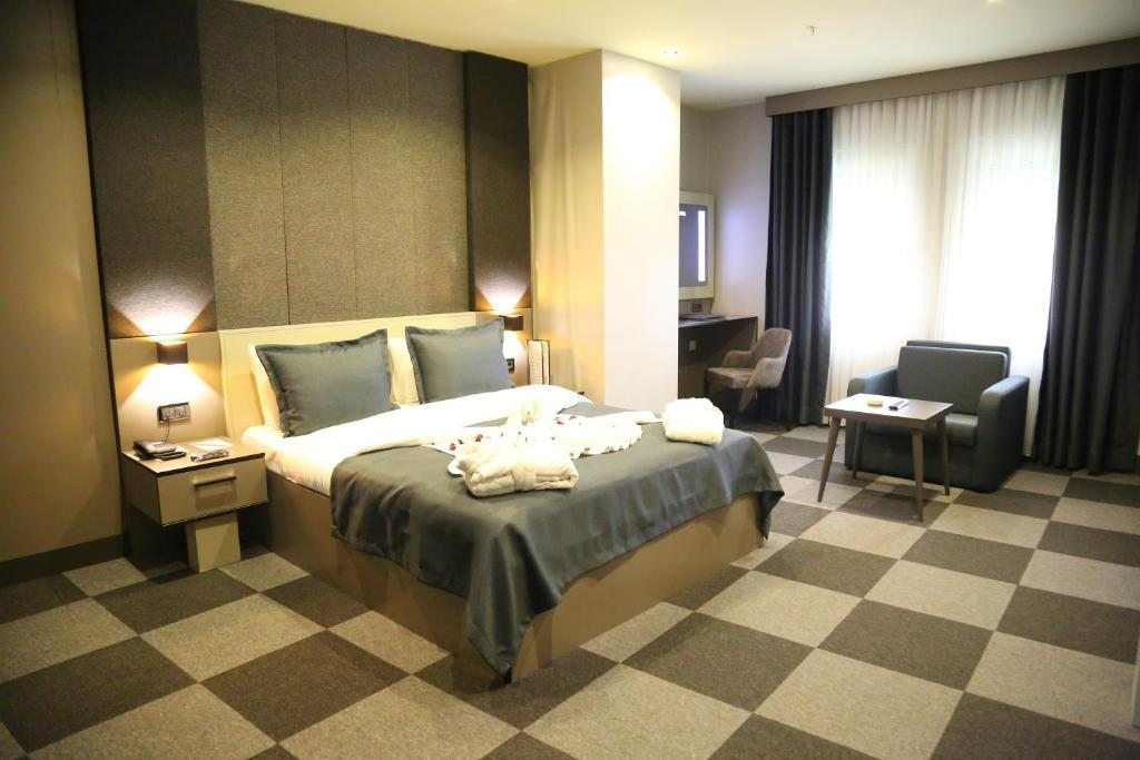 Трехместный (Номер «Фитнес» с кроватью размера «king-size» - Для некурящих), Tryp By Wyndham Istanbul Sancaktepe