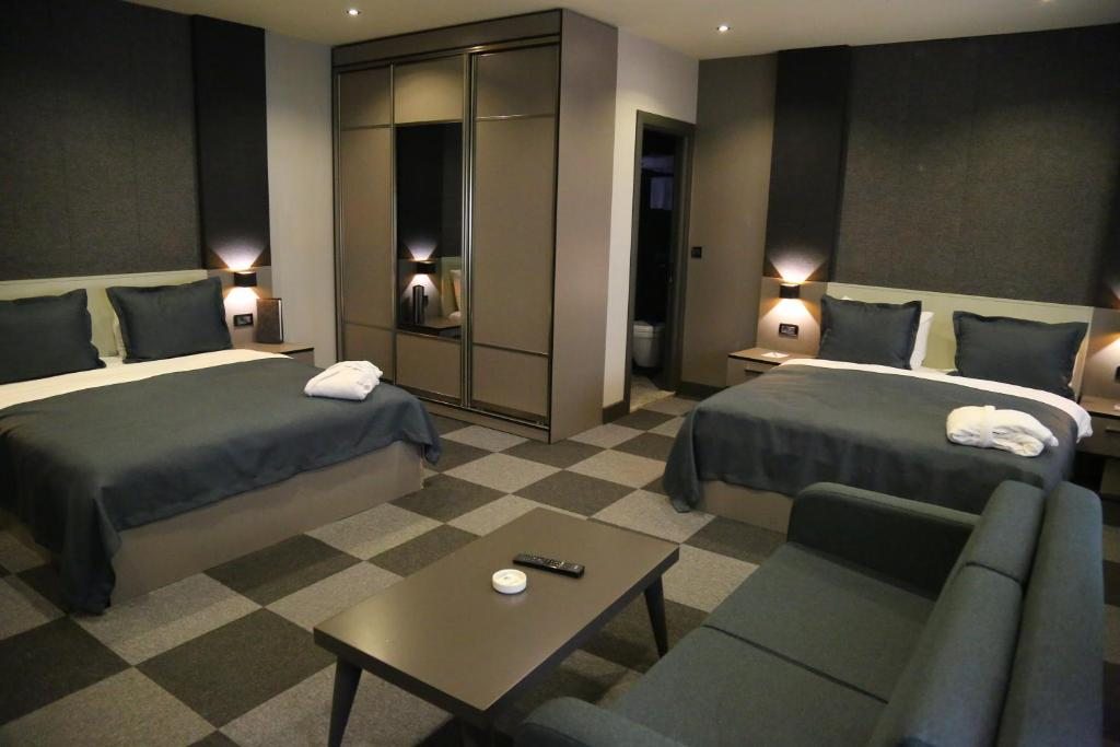 Семейный (Deluxe King Room with Two King Beds - Smoking), Tryp By Wyndham Istanbul Sancaktepe