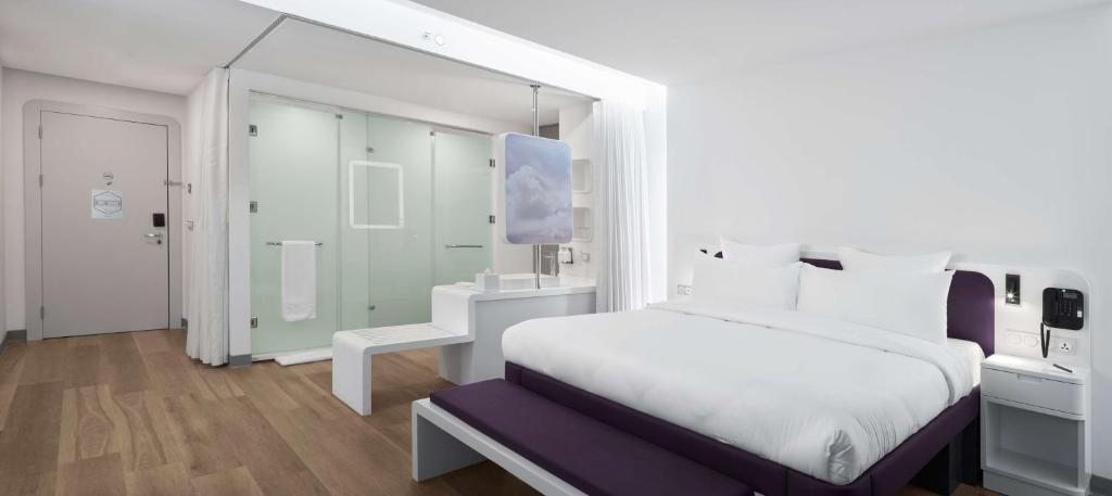 Сьюит (Полулюкс First Class), YOTEL Istanbul Airport (Landside)