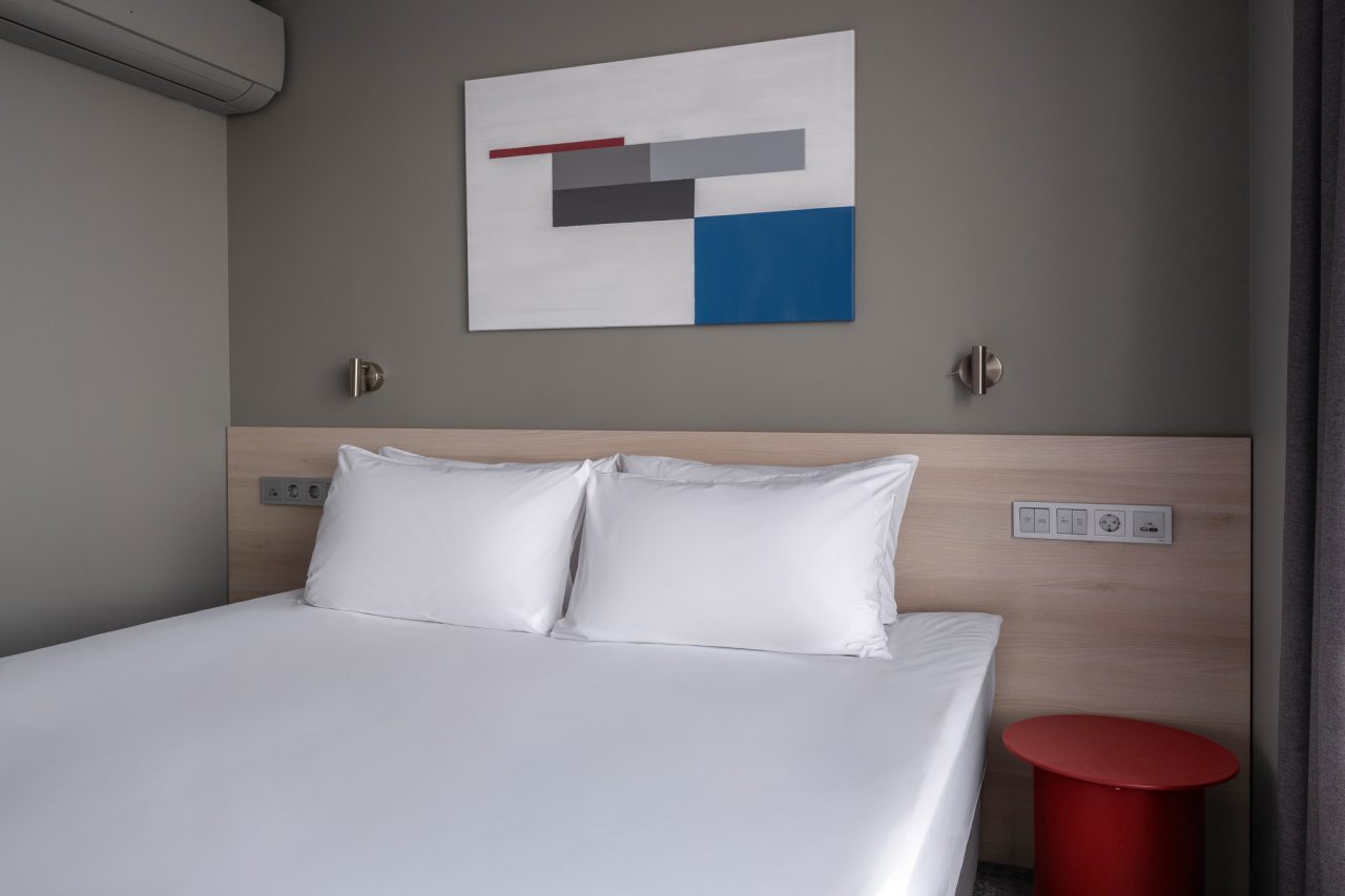 Двухместный (Стандарт улучшенный с двуспальной кроватью), Маринс Парк Отель Екатеринбург