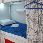 Десятиместный (Кровать в общем номере для мужчин и женщин с 10 кроватями), Хостел Ночь Легка