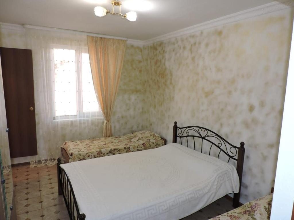 Четырехместный (Четырехместный номер с душем), Guesthouse u Andreya i Anny