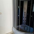 Четырехместный (Четырехместный №2), Отель Цитрус