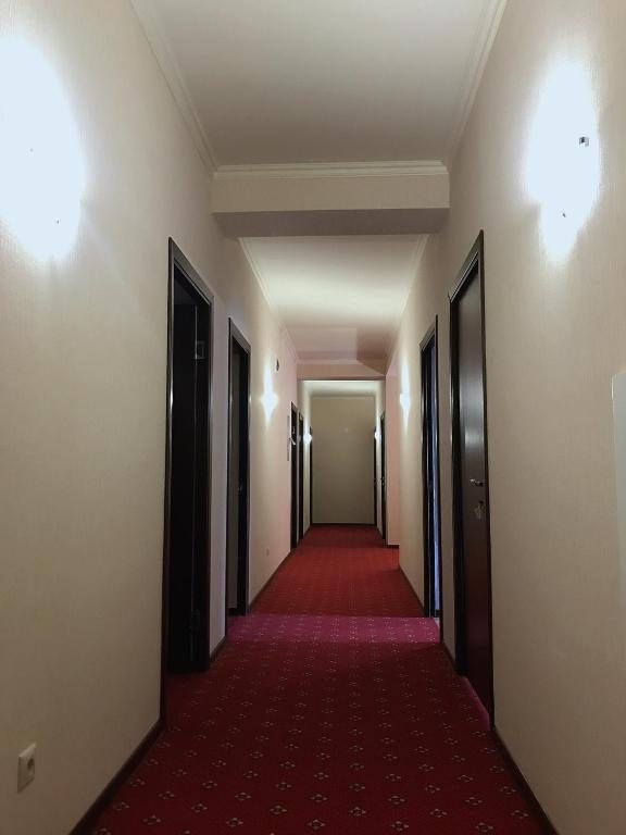Трехместный (Трехместный номер «Комфорт») отеля Отель Лазурь Абхазия, Цандрипш