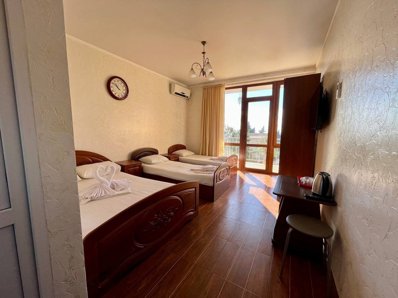 Четырехместный (Четырехместный стандарт), Гостевой дом Огонёк