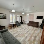 Коттедж (Коттедж), Гостевой дом Огонёк